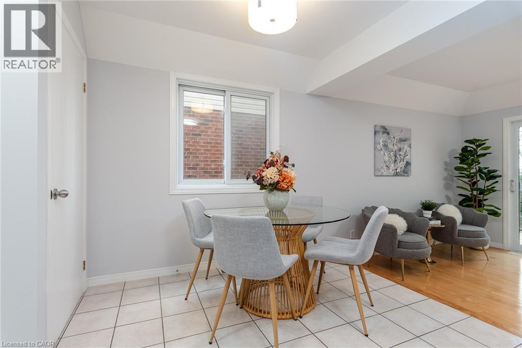 688 Star Flower Avenue Unit# A, Waterloo, Ontario  N2V 2L2 - Photo 15 - 40833911
