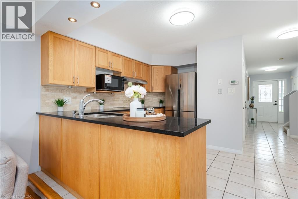 688 Star Flower Avenue Unit# A, Waterloo, Ontario  N2V 2L2 - Photo 19 - 40833911