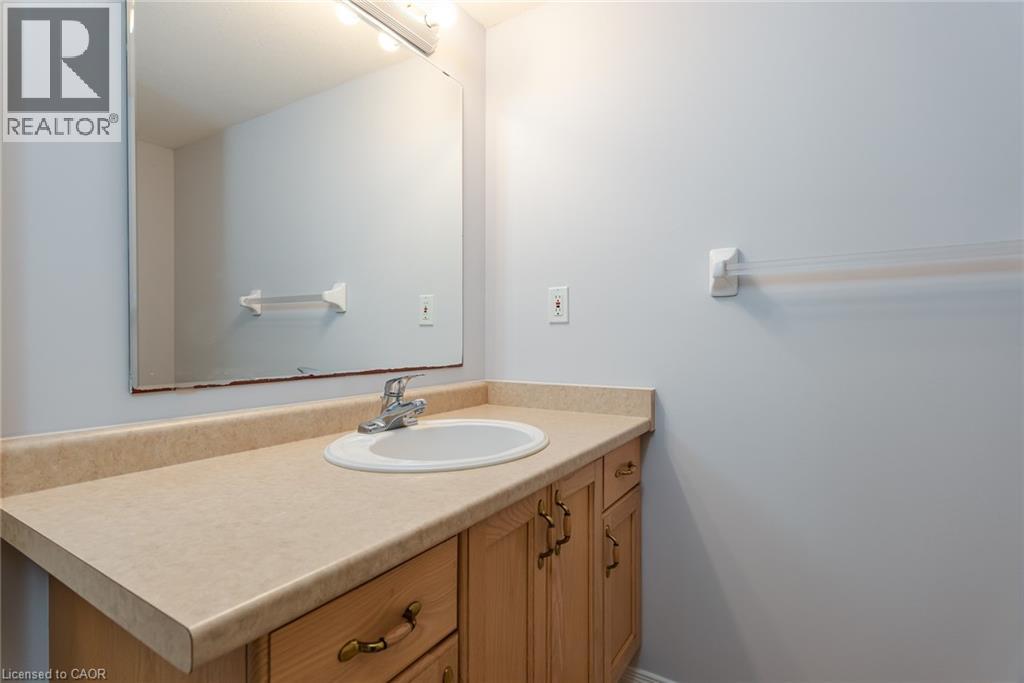 688 Star Flower Avenue Unit# A, Waterloo, Ontario  N2V 2L2 - Photo 38 - 40833911