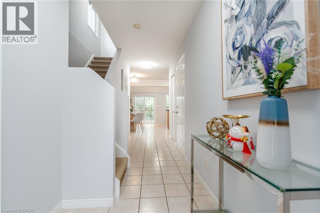 688 Star Flower Avenue Unit# A, Waterloo, Ontario  N2V 2L2 - Photo 5 - 40833911