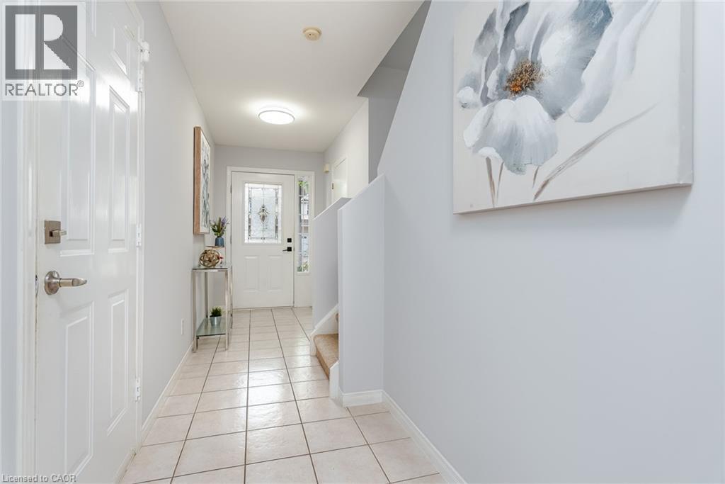688 Star Flower Avenue Unit# A, Waterloo, Ontario  N2V 2L2 - Photo 6 - 40833911