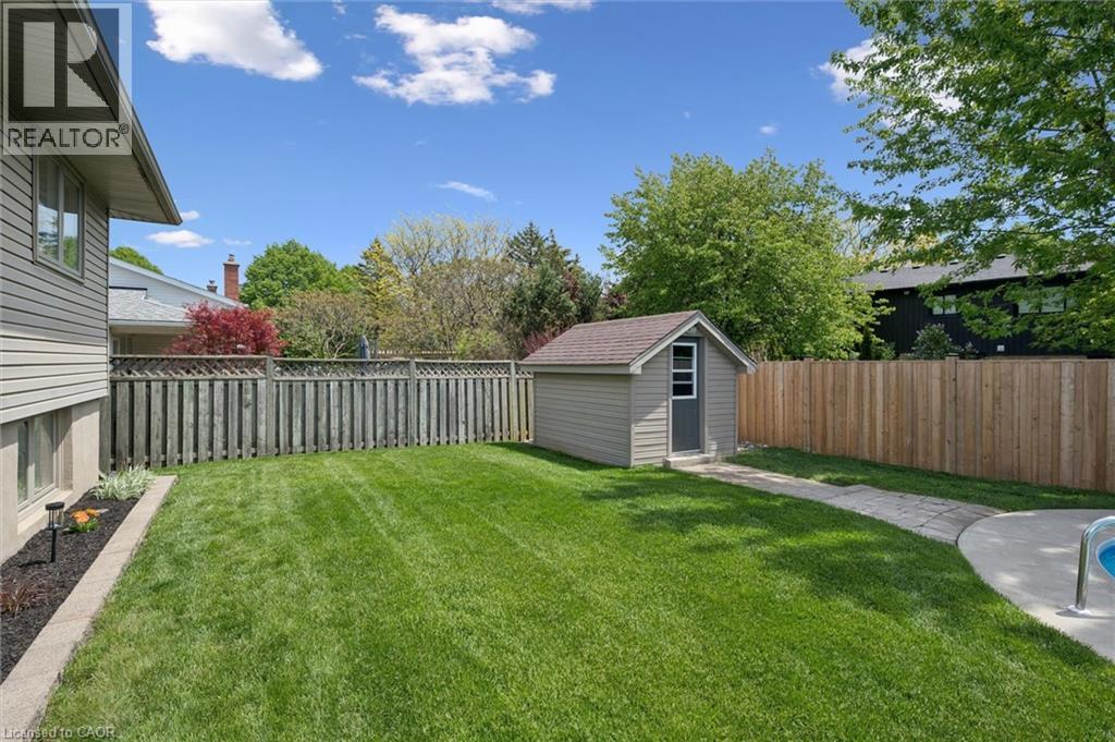 225 Foxhunt Road, Waterloo, Ontario N2K 2R8 - Photo 35 - 40833167