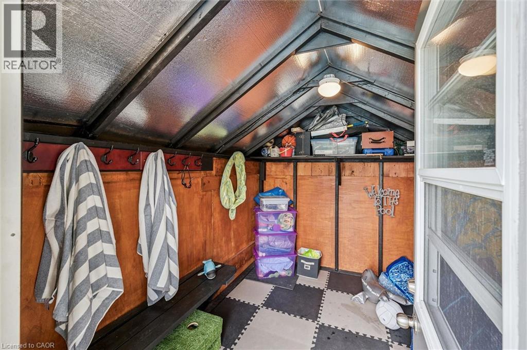 225 Foxhunt Road, Waterloo, Ontario N2K 2R8 - Photo 36 - 40833167