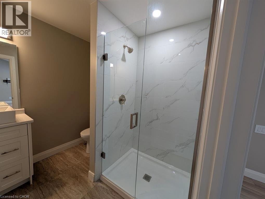 1093 Gallagher Road Unit# A, Burlington, Ontario  L7T 2M7 - Photo 14 - 40833685