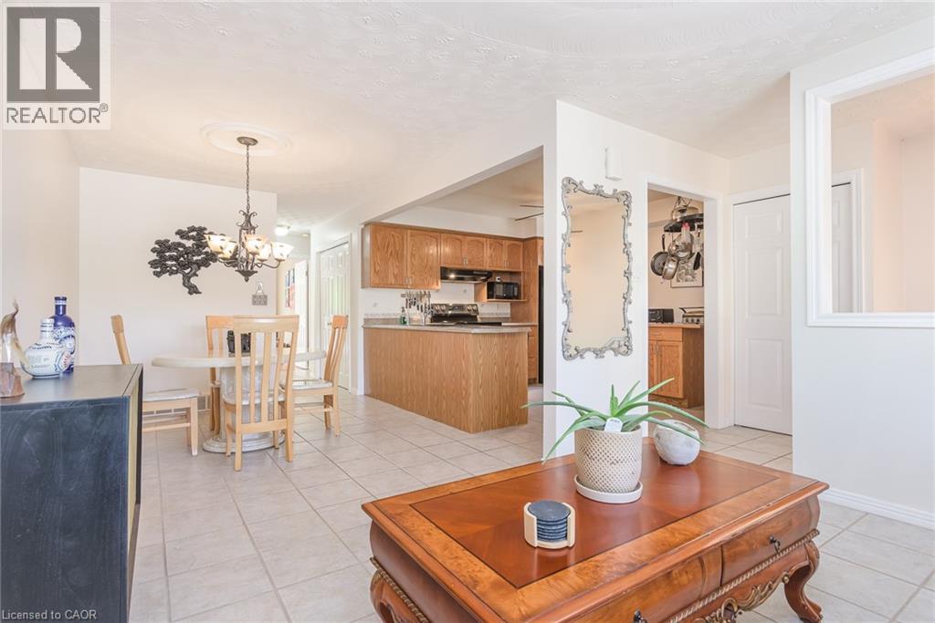 82 Old Huron Court, Kitchener, Ontario  N2L 1L7 - Photo 10 - 40832711