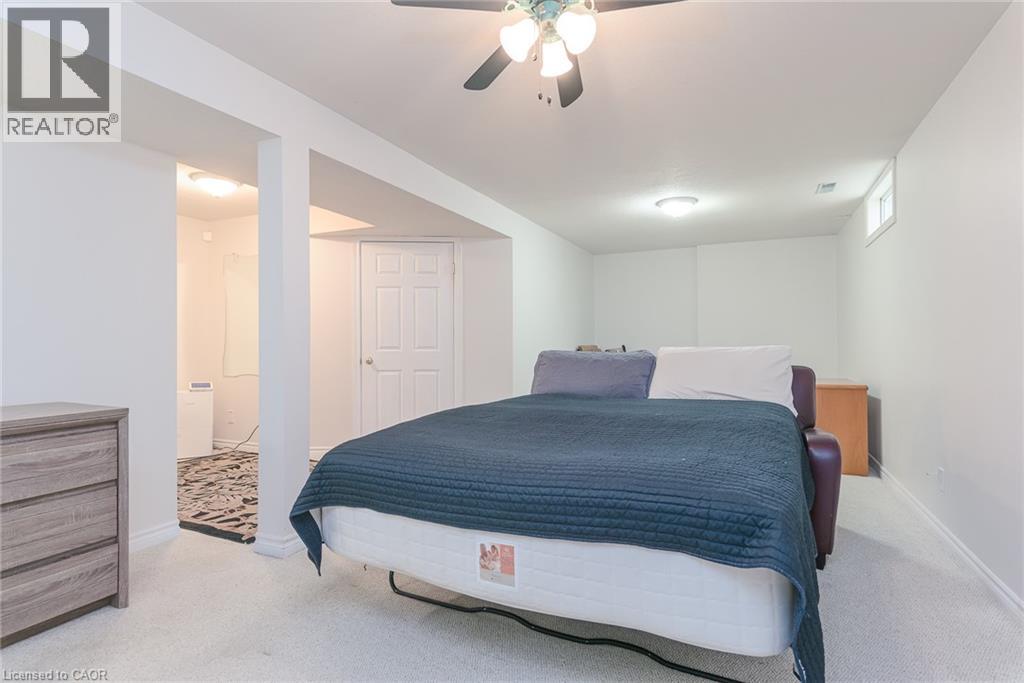 82 Old Huron Court, Kitchener, Ontario  N2L 1L7 - Photo 32 - 40832711