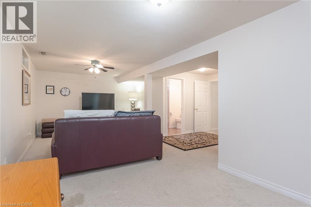 82 Old Huron Court, Kitchener, Ontario  N2L 1L7 - Photo 35 - 40832711