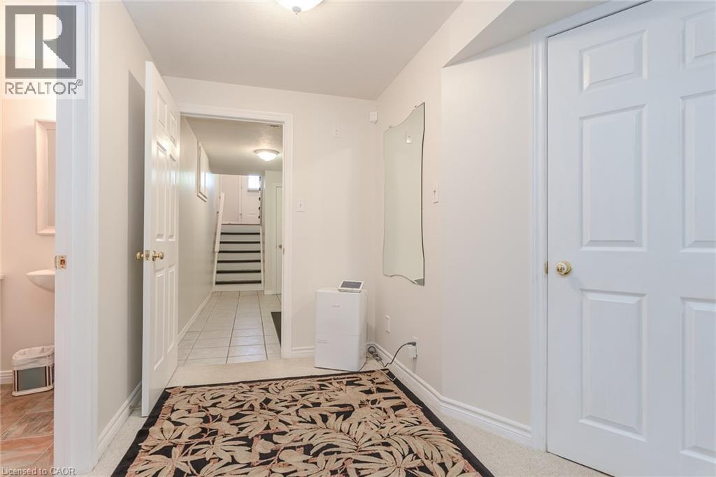 82 Old Huron Court, Kitchener, Ontario  N2L 1L7 - Photo 36 - 40832711