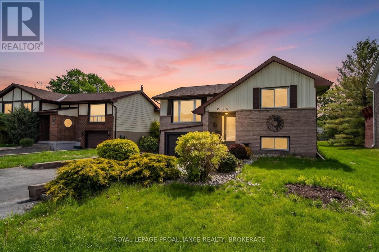 952 KENSHAW STREET, Kingston, Ontario