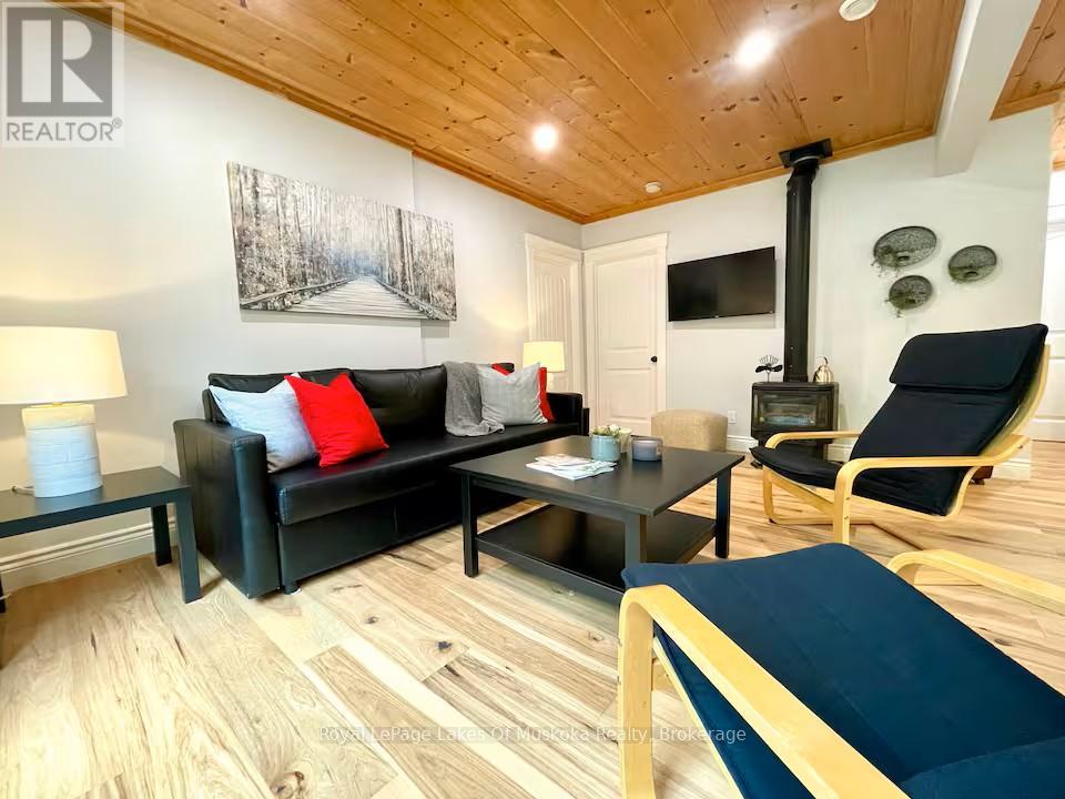 886 Muskoka 10 Road, Huntsville (Stephenson), Ontario  P0B 1L0 - Photo 23 - X13207060