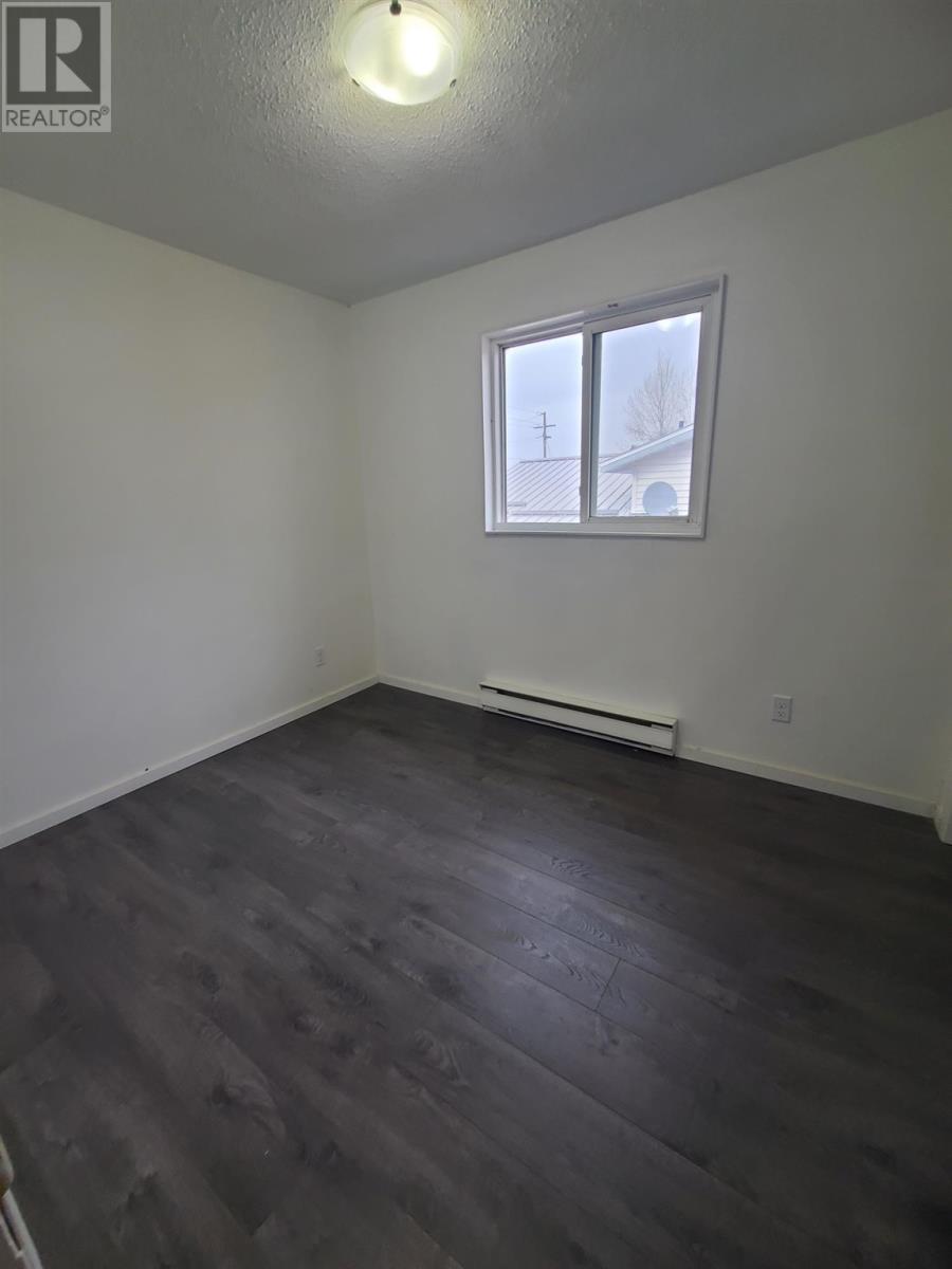 9 Lisbon Rd, Elliot Lake, Ontario  P5A 3N9 - Photo 10 - SM261206
