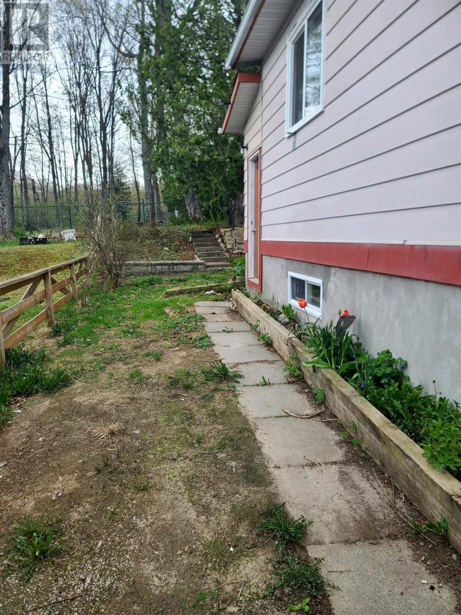 9 Lisbon Rd, Elliot Lake, Ontario  P5A 3N9 - Photo 19 - SM261206