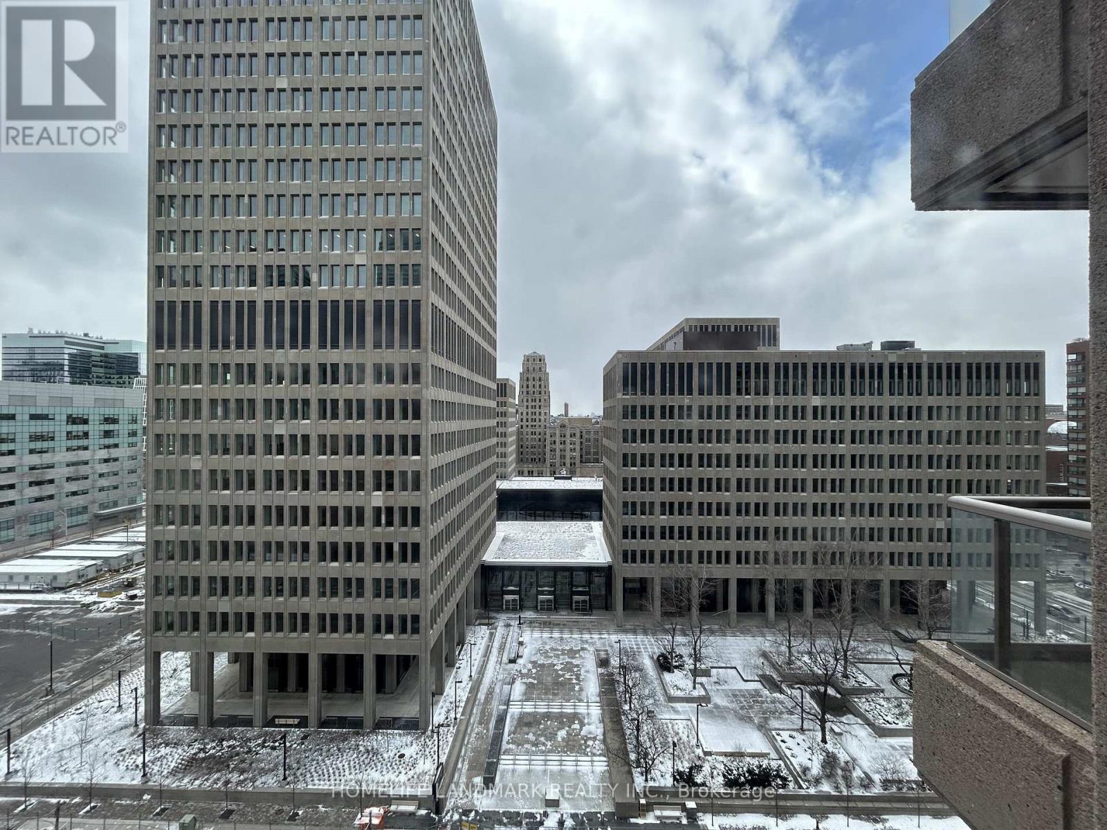 1204 - 909 Bay Street, Toronto, Ontario  M5S 3G2 - Photo 19 - C13207014
