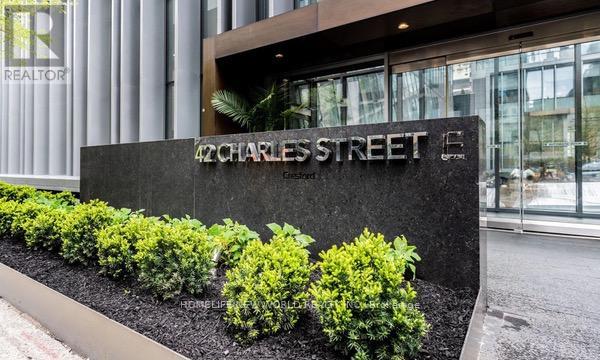 1501 - 42 Charles Street E, Toronto, Ontario  M4Y 0B7 - Photo 2 - C13207022