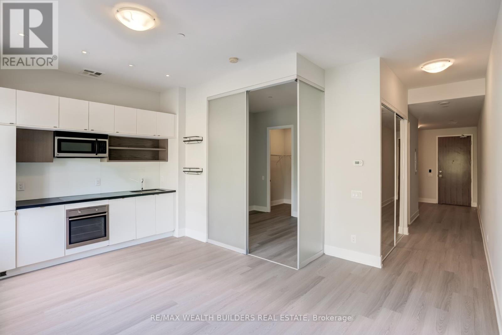 328 - 111 St Clair Avenue W, Toronto, Ontario  M4V 1N5 - Photo 12 - C13207032