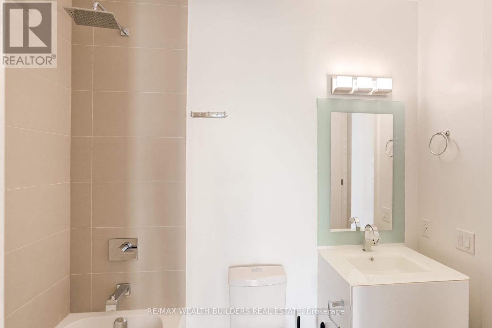 328 - 111 St Clair Avenue W, Toronto, Ontario  M4V 1N5 - Photo 20 - C13207032