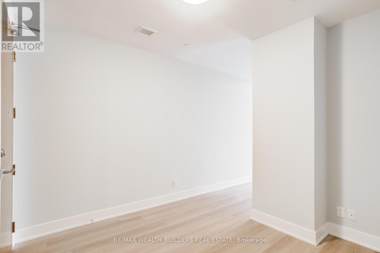 328 - 111 St Clair Avenue W, Toronto, Ontario  M4V 1N5 - Photo 26 - C13207032