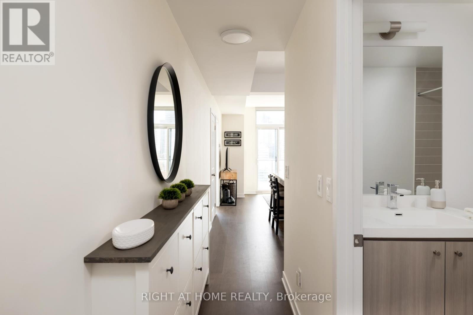 1912 - 105 George Street E, Toronto, Ontario  M5A 2N4 - Photo 16 - C13207108