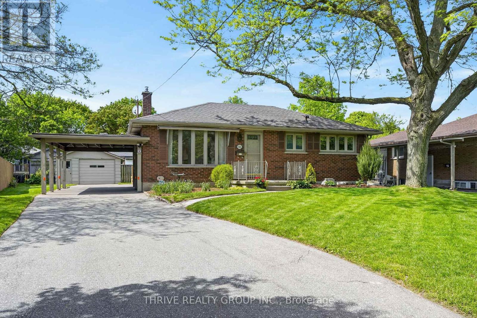 121 Bow Street, London East (East I), Ontario  N5V 1B3 - Photo 1 - X13206980