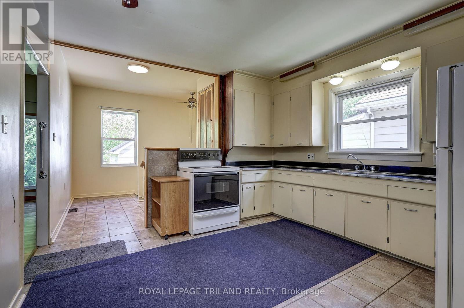 24 Isabel Street, St. Thomas, Ontario  N5R 3J7 - Photo 19 - X13207072