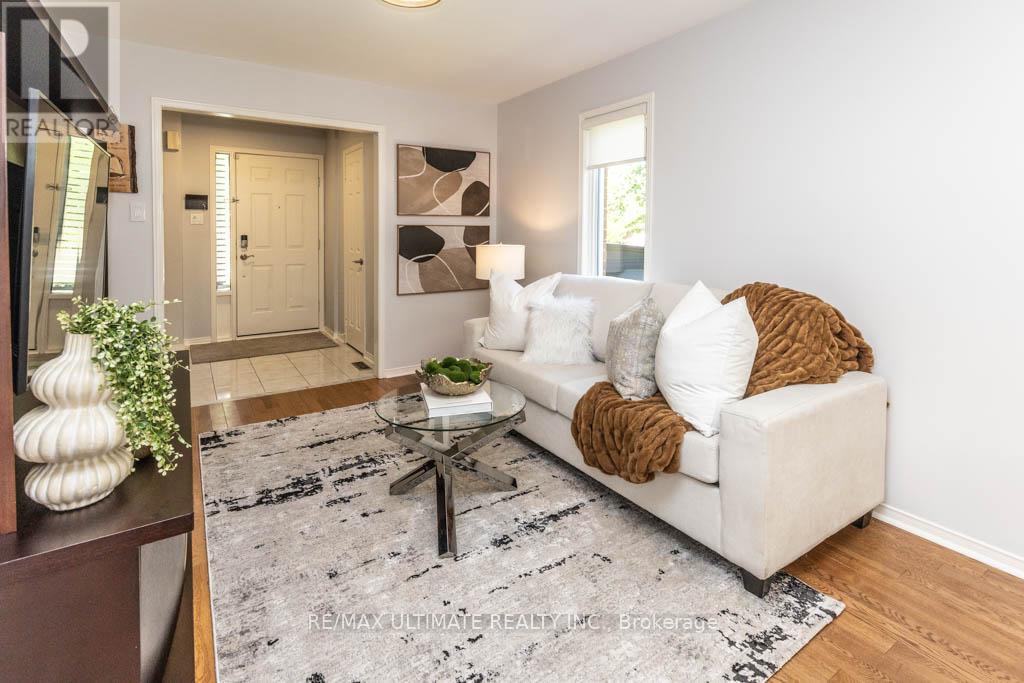1949 Pine Grove Avenue, Pickering, Ontario  L1V 6R5 - Photo 8 - E13206950