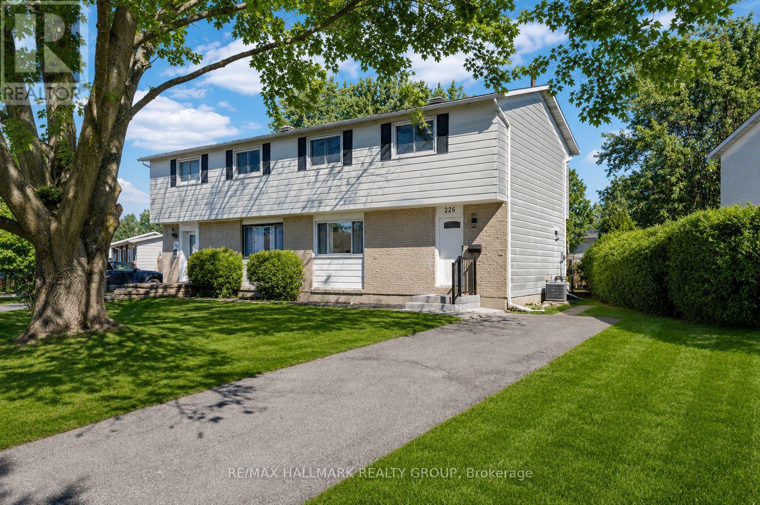 226 OLD COLONY ROAD, Ottawa, Ontario