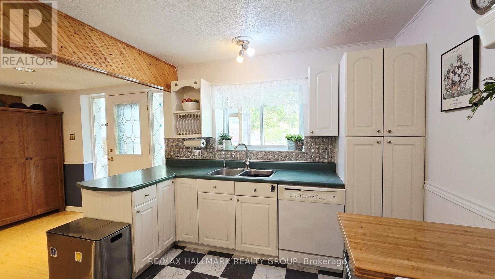 114 Macrostie Lane, Ottawa, Ontario  K0A 3M0 - Photo 15 - X13206986