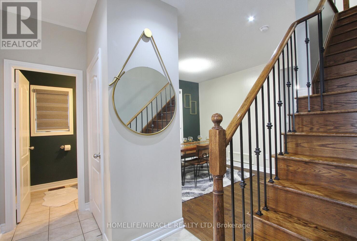 11 Bluffmeadow Street, Brampton, Ontario  L6P 3K3 - Photo 4 - W12789410