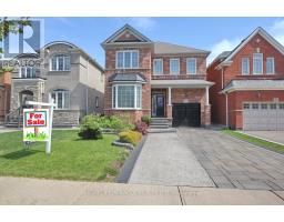 11 BLUFFMEADOW STREET, Brampton, Ontario