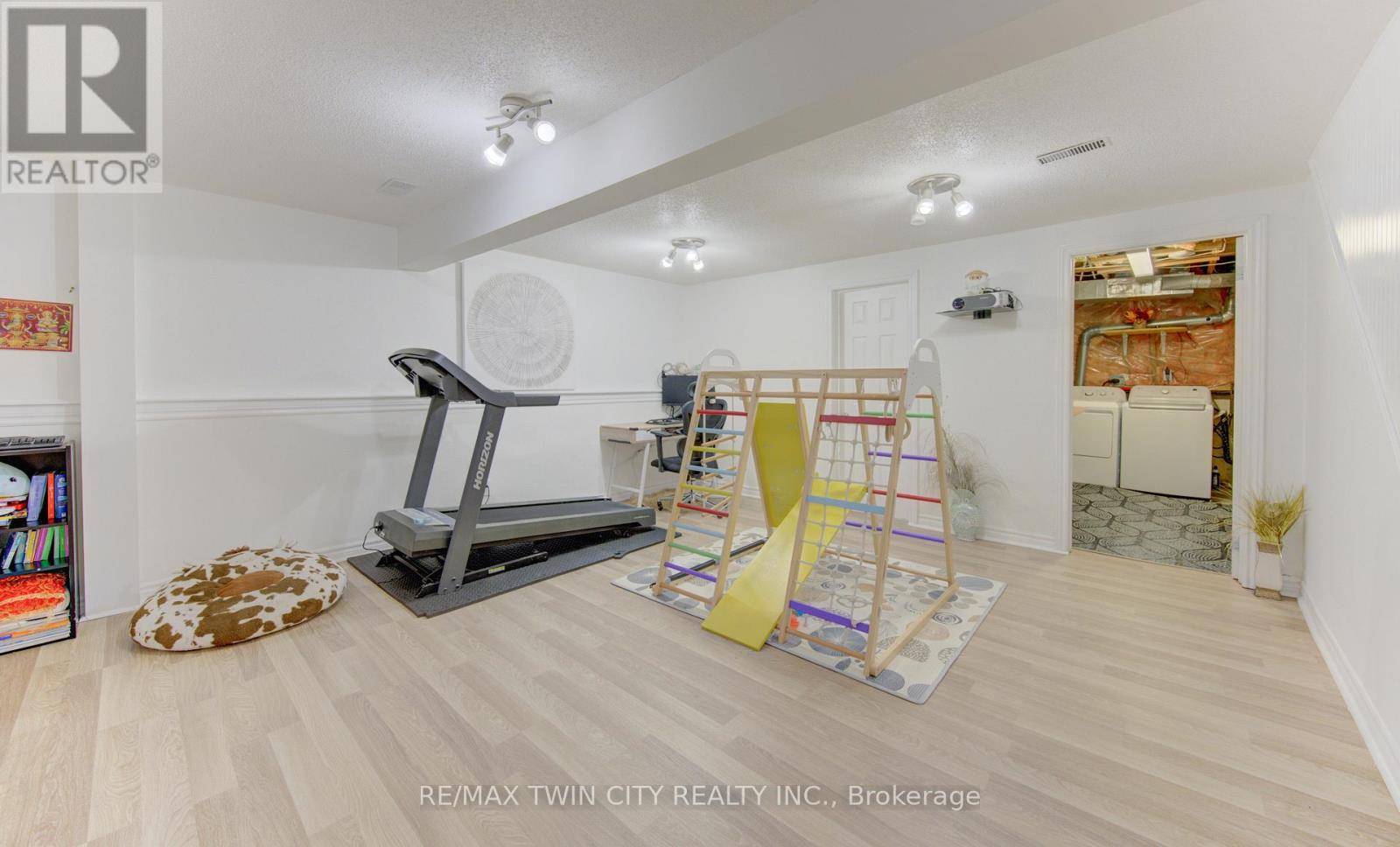32 Enfield Drive, Cambridge, Ontario  N1P 1A5 - Photo 24 - X13205778