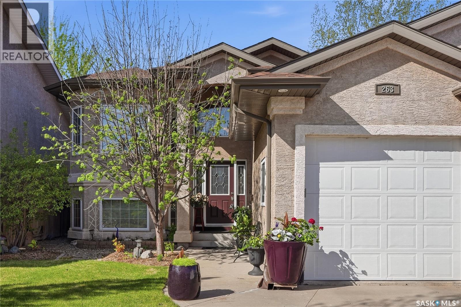 263 Beechmont Crescent, Saskatoon, Saskatchewan  S7V 1C8 - Photo 2 - SK037421