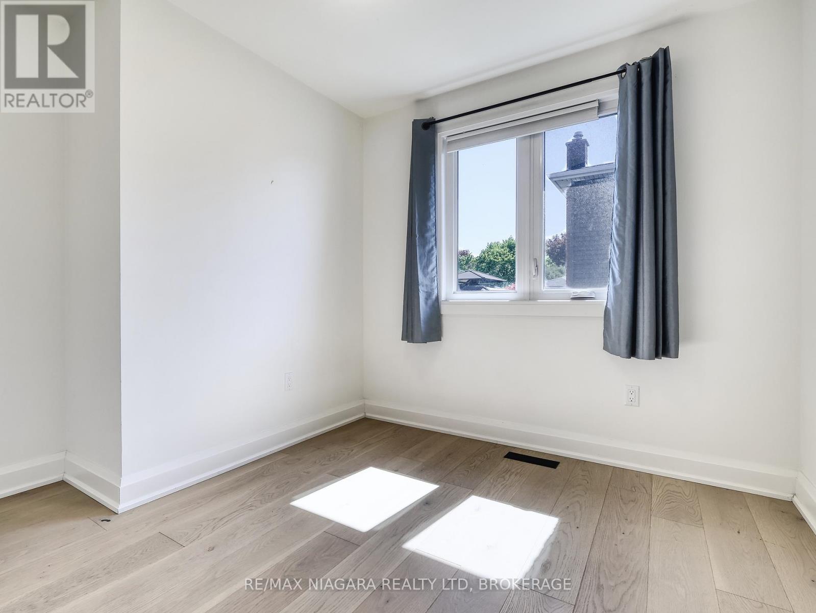 28 Silverdale Drive, St. Catharines (Vine/linwell), Ontario L2M 3N1 - Photo 13 - X13206992