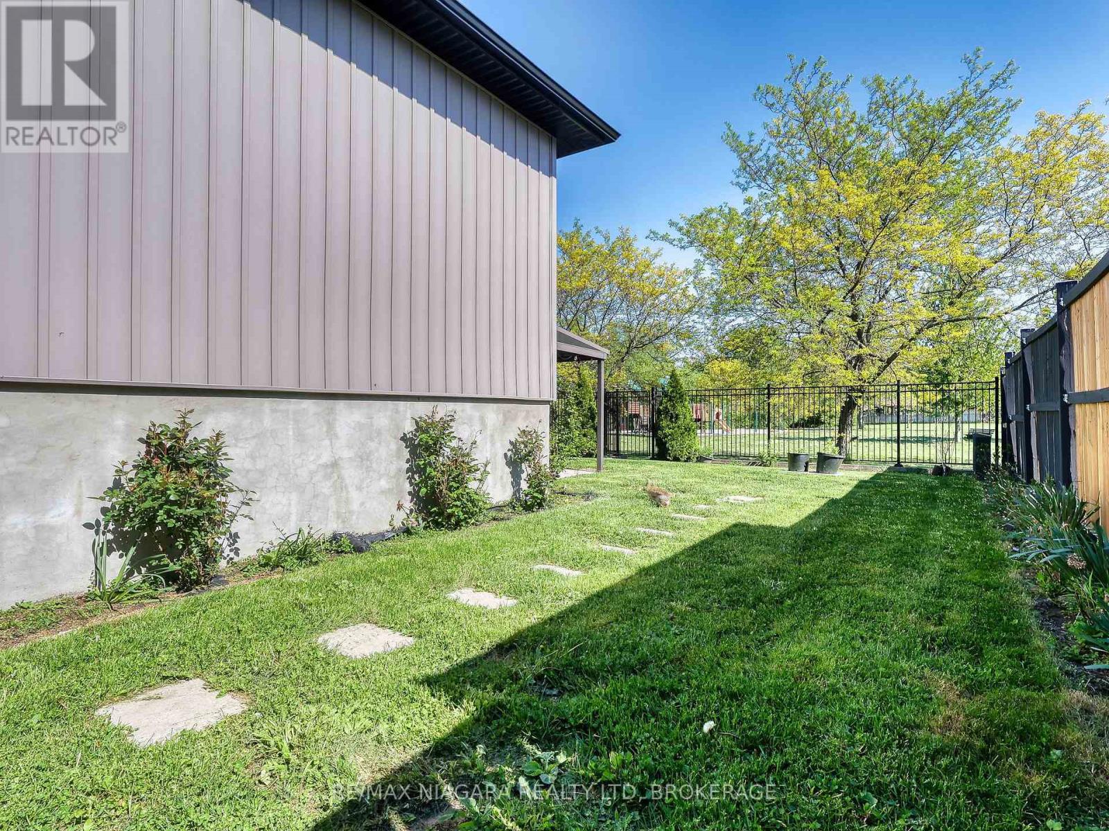 28 Silverdale Drive, St. Catharines (Vine/linwell), Ontario L2M 3N1 - Photo 27 - X13206992