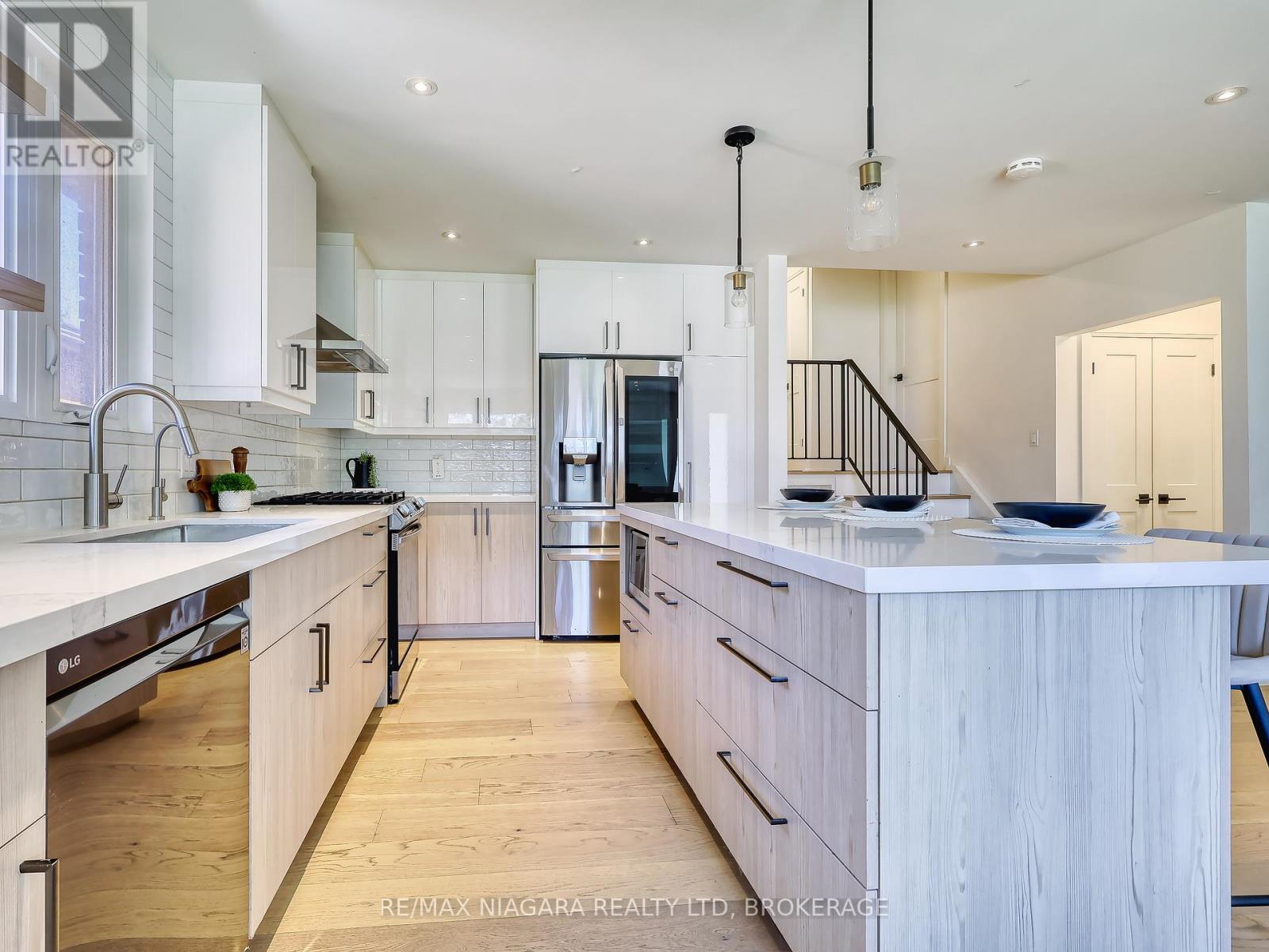 28 Silverdale Drive, St. Catharines (Vine/linwell), Ontario L2M 3N1 - Photo 8 - X13206992