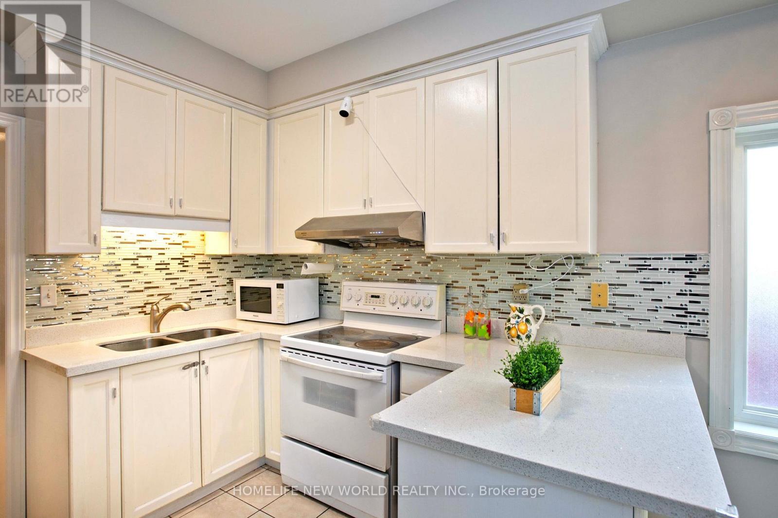 317 Milliken Meadows Drive, Markham, Ontario  L3R 0V8 - Photo 11 - N13206978