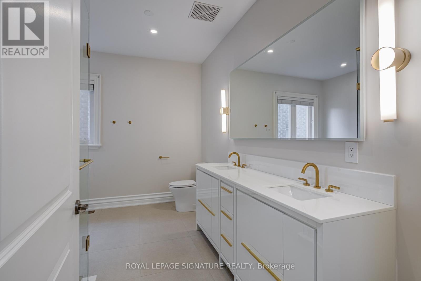 38 Pinemeadow Drive, Vaughan, Ontario  L4L 9C5 - Photo 23 - N13207120