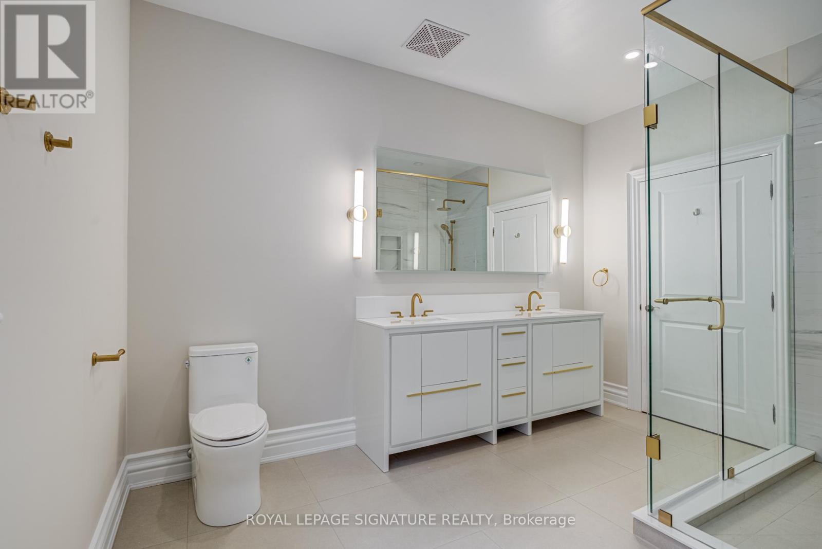 38 Pinemeadow Drive, Vaughan, Ontario  L4L 9C5 - Photo 25 - N13207120