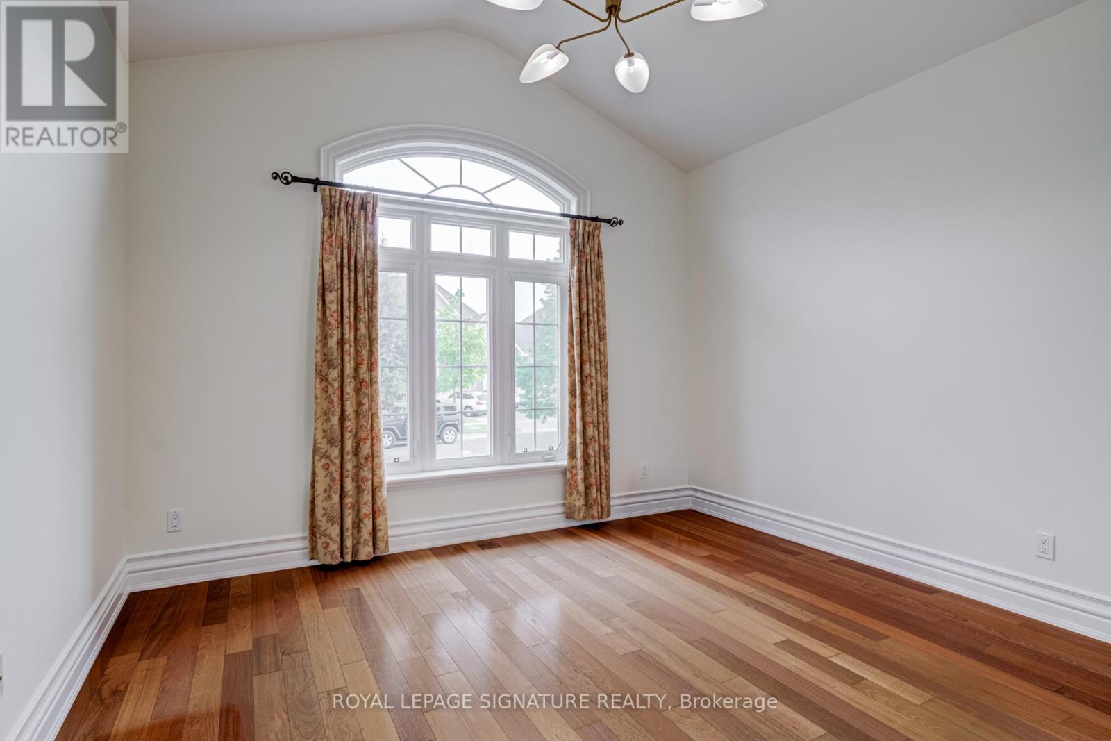 38 Pinemeadow Drive, Vaughan, Ontario  L4L 9C5 - Photo 26 - N13207120