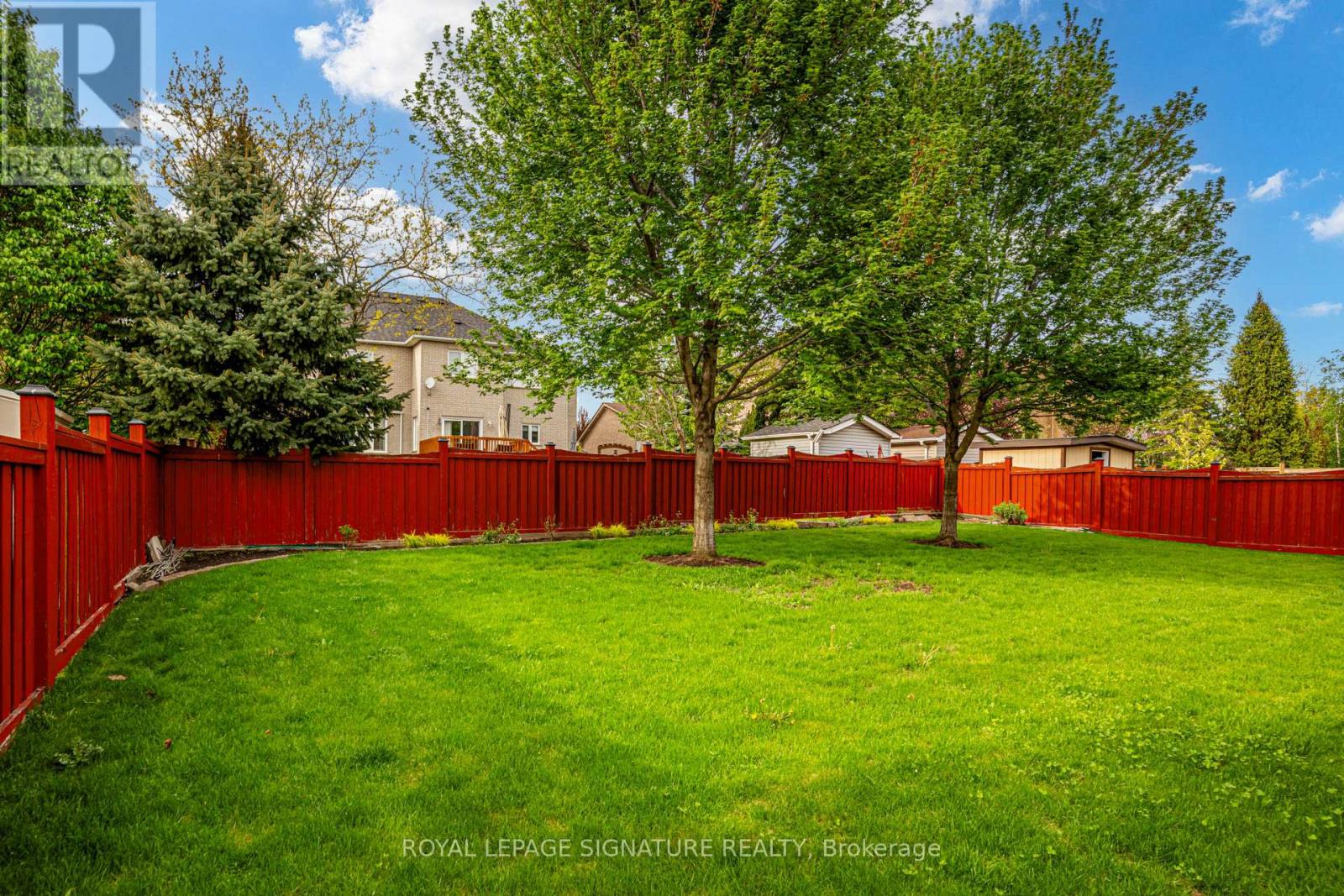 38 Pinemeadow Drive, Vaughan, Ontario  L4L 9C5 - Photo 48 - N13207120