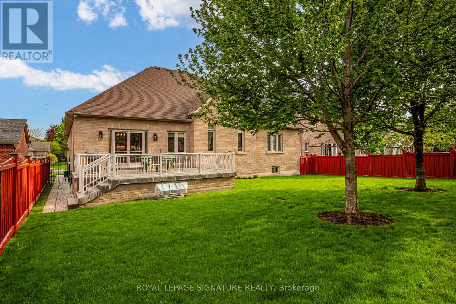 38 Pinemeadow Drive, Vaughan, Ontario  L4L 9C5 - Photo 49 - N13207120