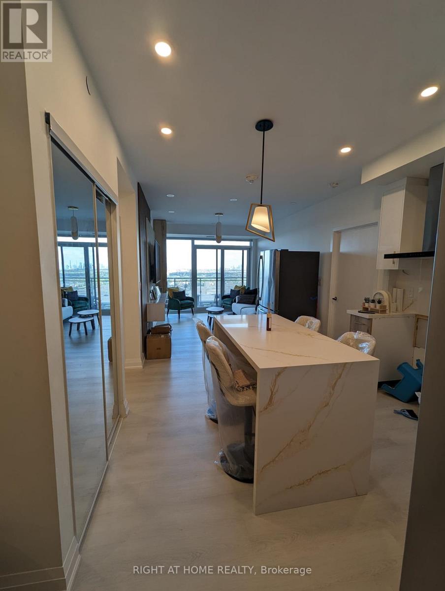1011 - 2520 Eglinton Avenue W, Mississauga, Ontario  L5M 0Y4 - Photo 6 - W13206952