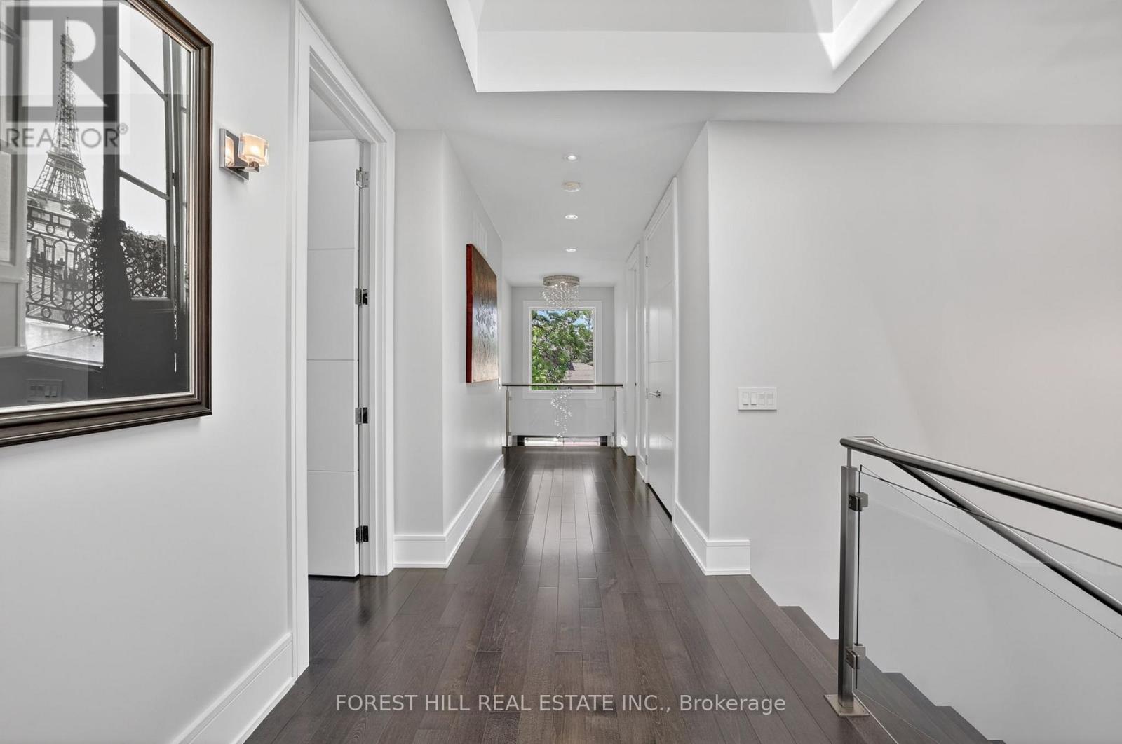 51 Greenfield Drive, Toronto, Ontario  M9B 1H2 - Photo 17 - W13206976