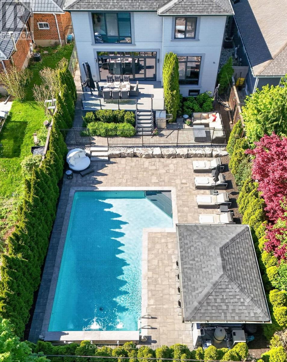51 Greenfield Drive, Toronto, Ontario  M9B 1H2 - Photo 44 - W13206976