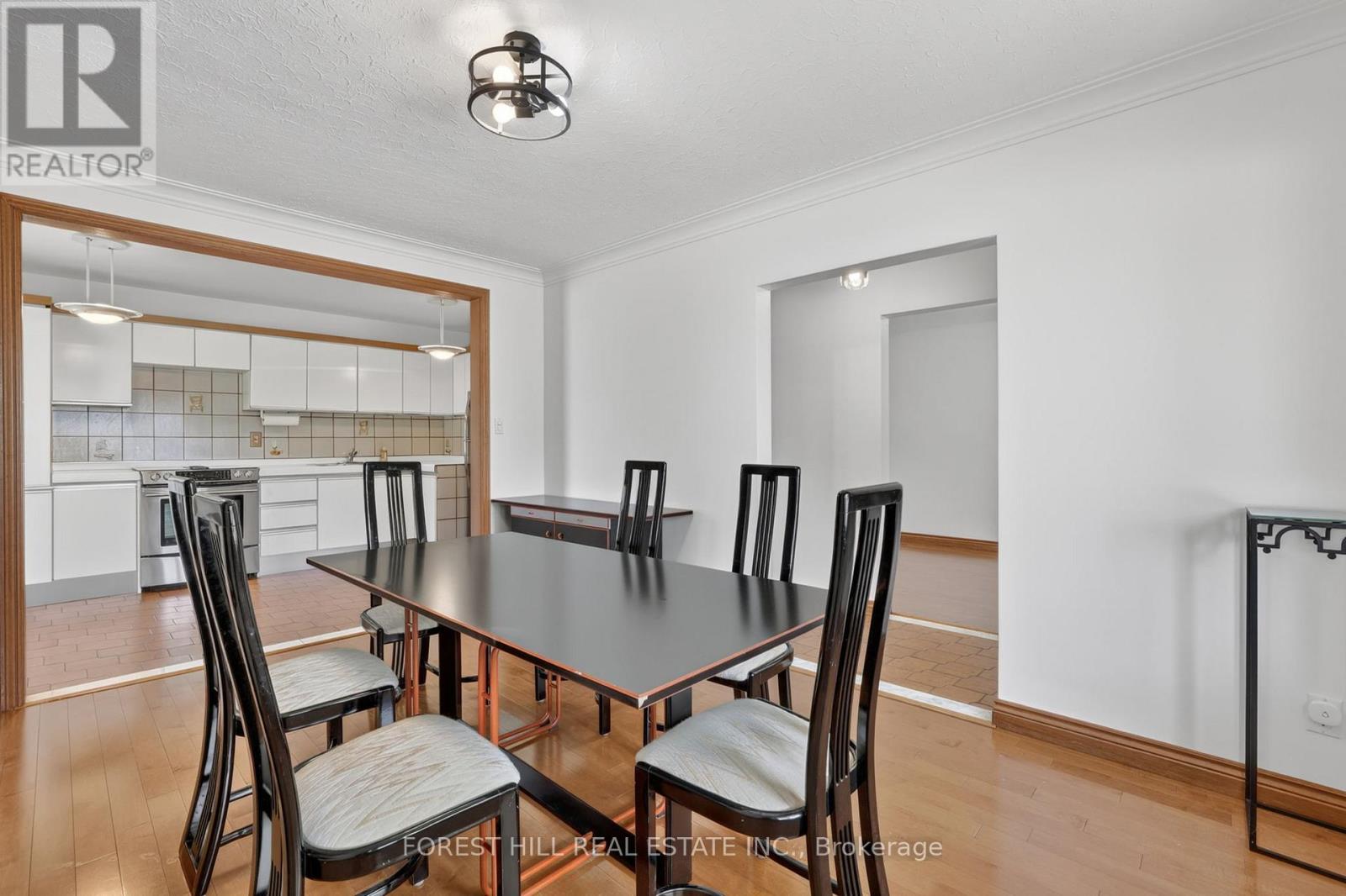 11 Fairweather Road, Toronto, Ontario  M6M 4C8 - Photo 6 - W13206982