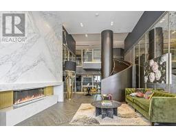 820 - 395 DUNDAS STREET, Oakville, Ontario