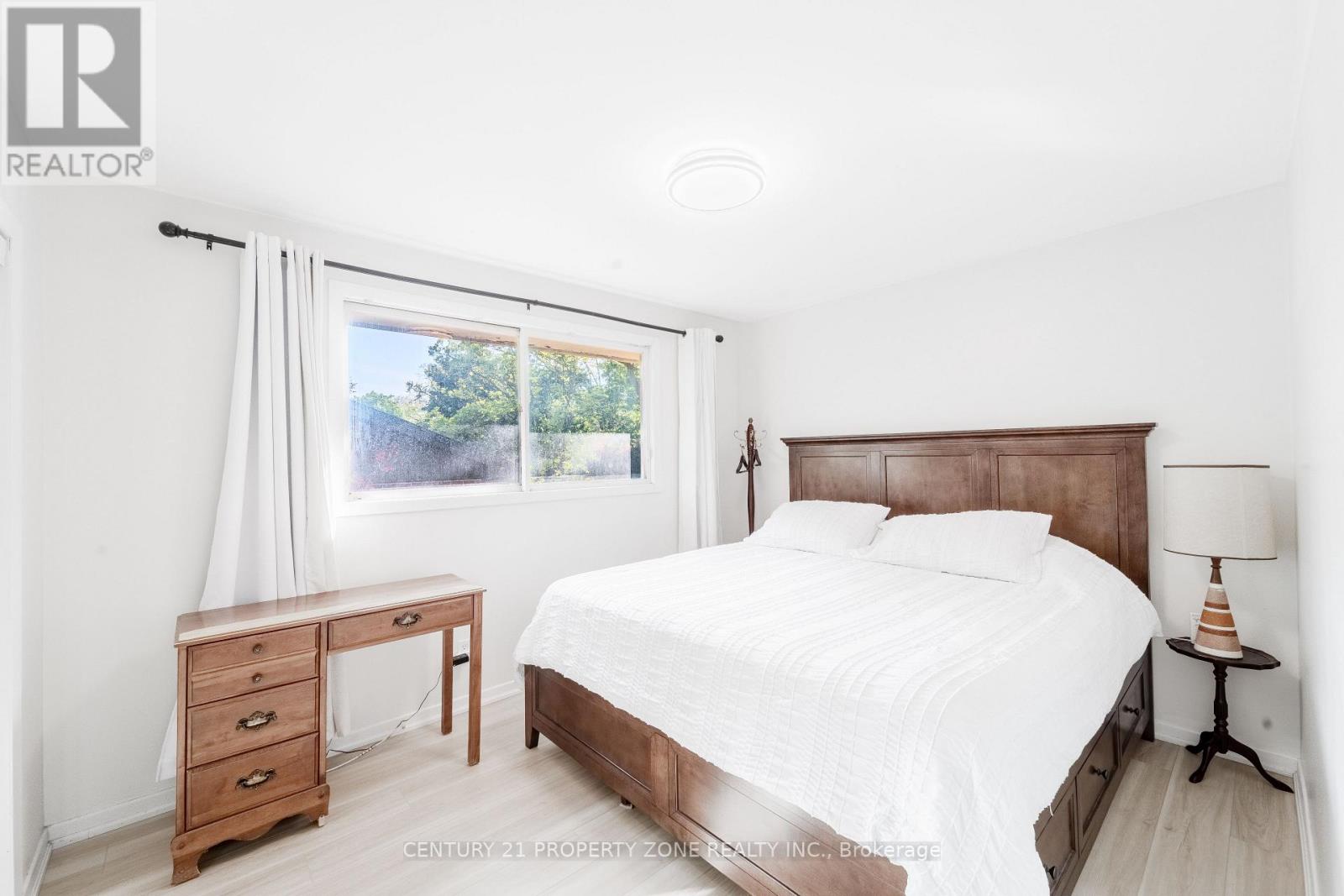 294 Cheltenham Road, Burlington, Ontario  L7L 4H7 - Photo 17 - W13207020