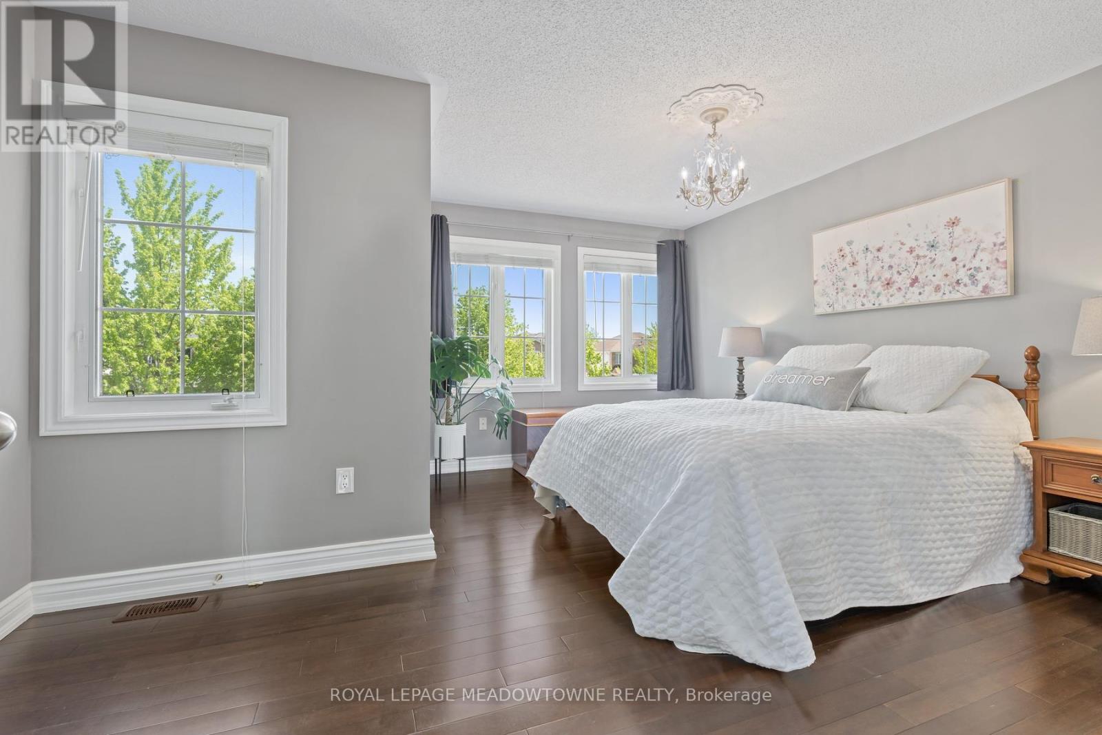 7 Preston Street, Halton Hills, Ontario  L7G 5T3 - Photo 19 - W13207056