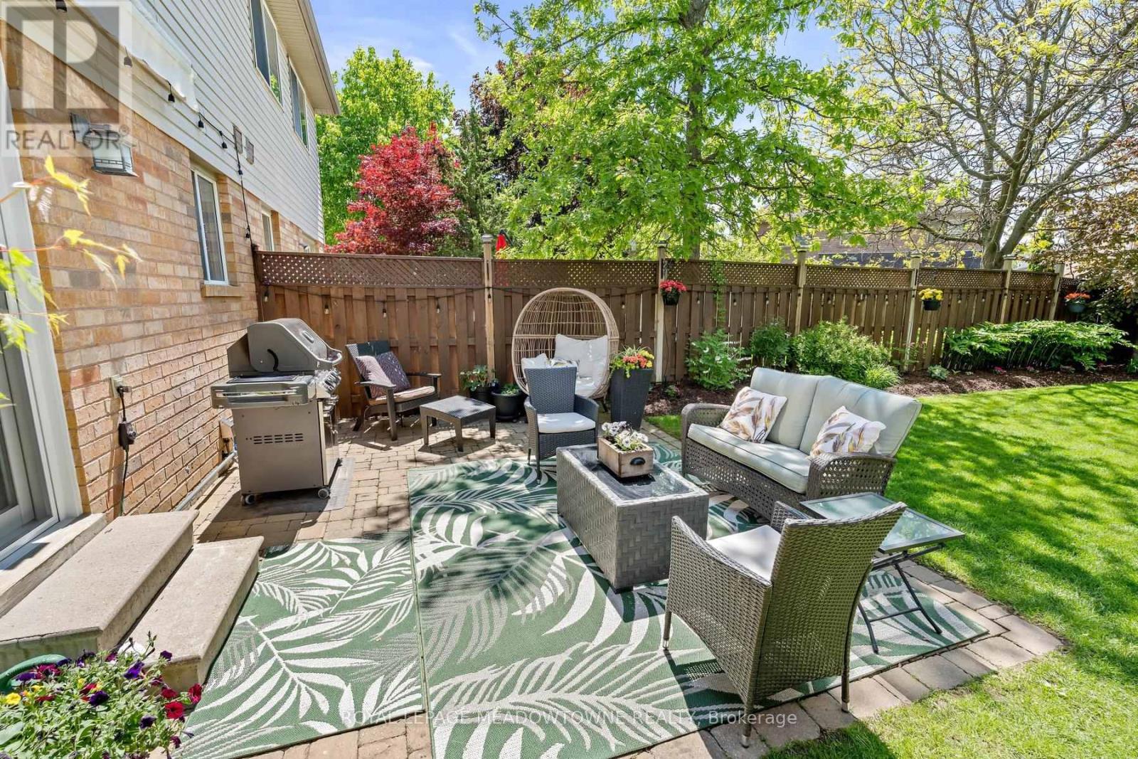 7 Preston Street, Halton Hills, Ontario  L7G 5T3 - Photo 32 - W13207056