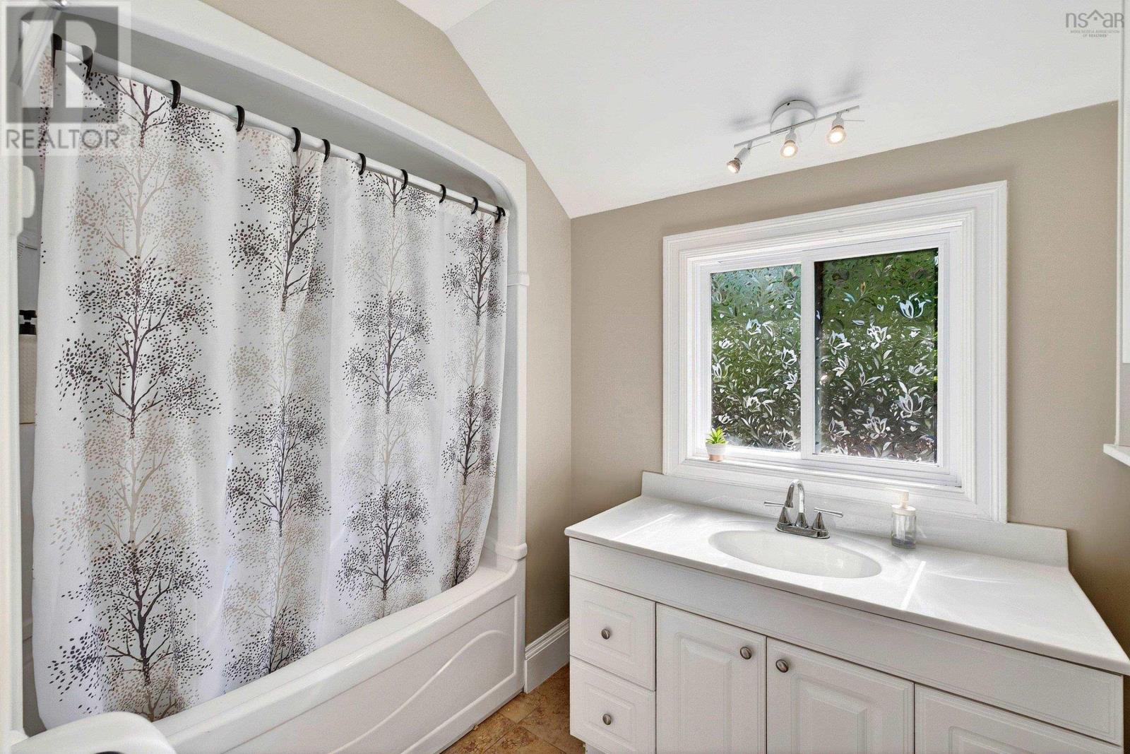 2434 Connaught Avenue, Halifax, Nova Scotia  B3L 2Z4 - Photo 23 - 202612414