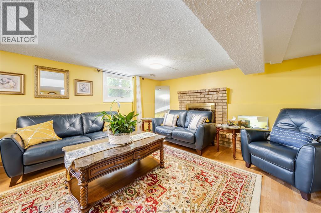 10572 Palms, Windsor, Ontario N8R 2E8 - Photo 27 - 26011917